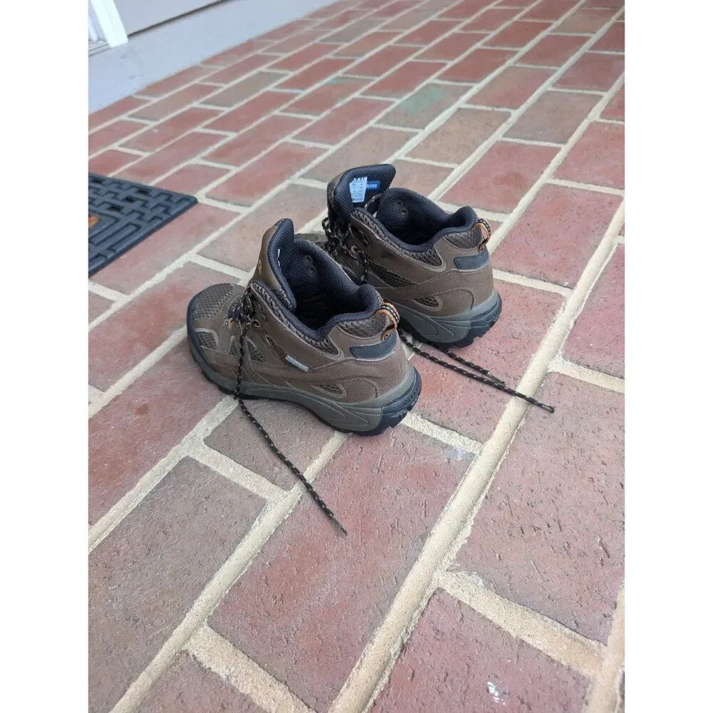 Merrell Moab 2 Mid Waterproof Kids Hiking Boots Size 4.5